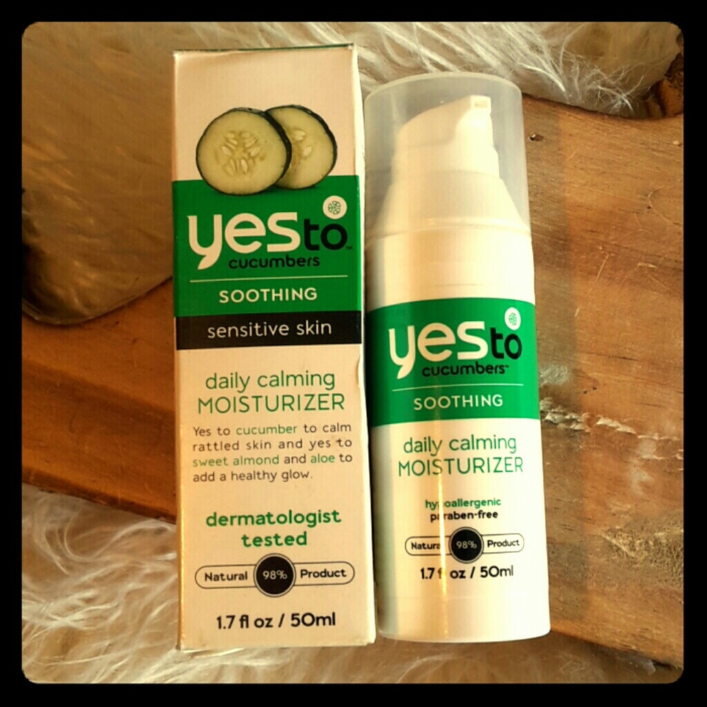 NIB Yes To Cucumbers Daily Calming Moisturizer